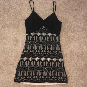 Endless rose lace dress